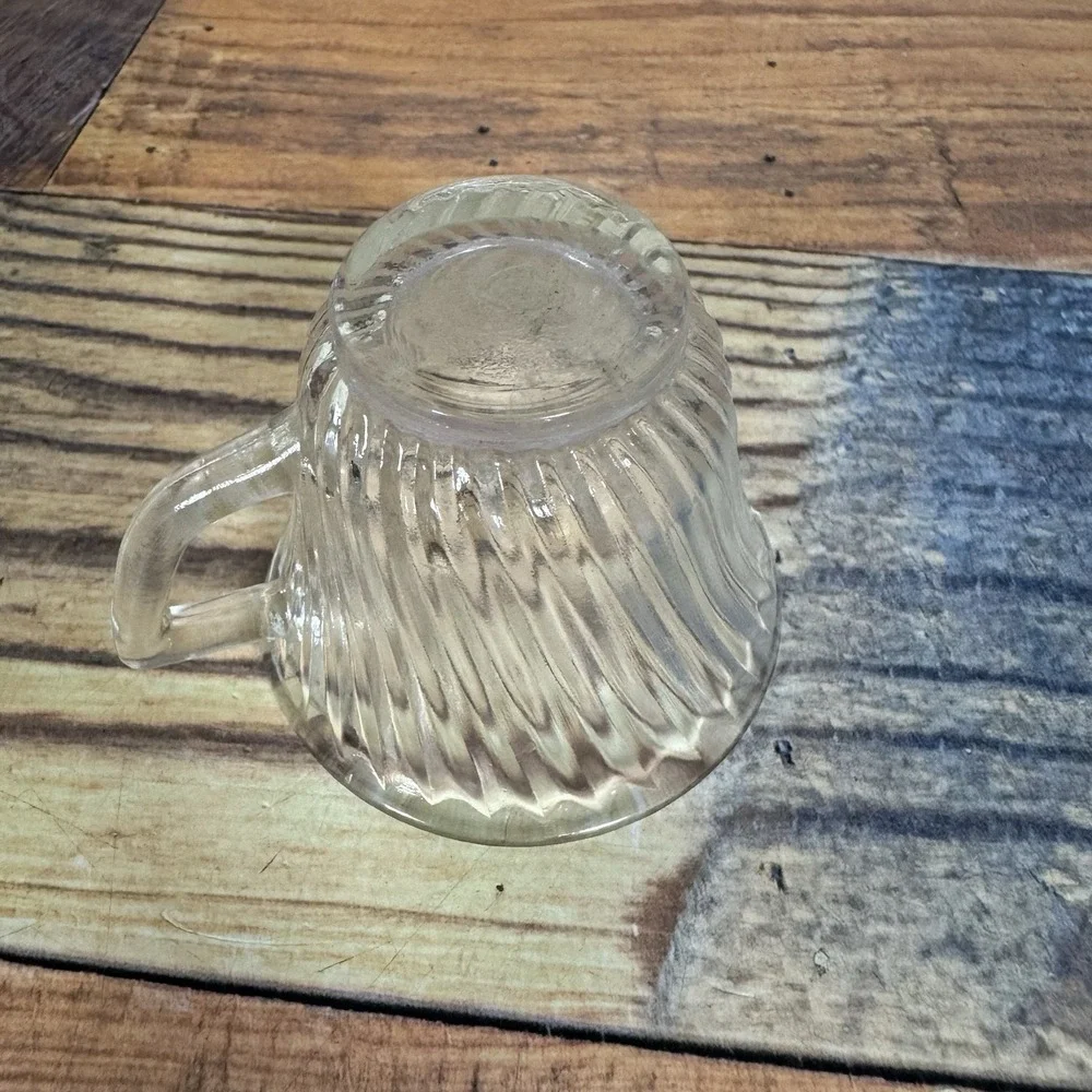 Vintage Federal Glass Diana Swirl Demitasse Cup and 2 Saucers 1940 MCM Clear‎